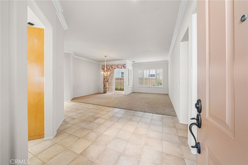 MLS #OC25254021 image #6