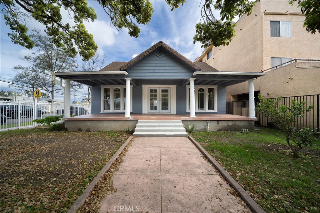 MLS #OC25254050 image #0