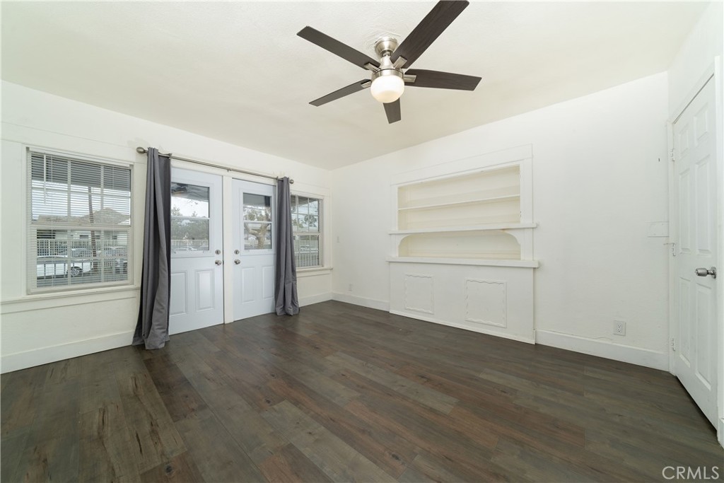 MLS #OC25254050 image #2