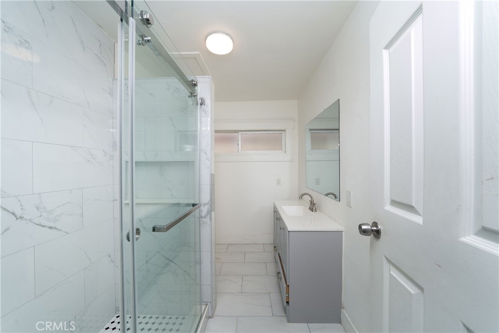 MLS #OC25254050 image #4