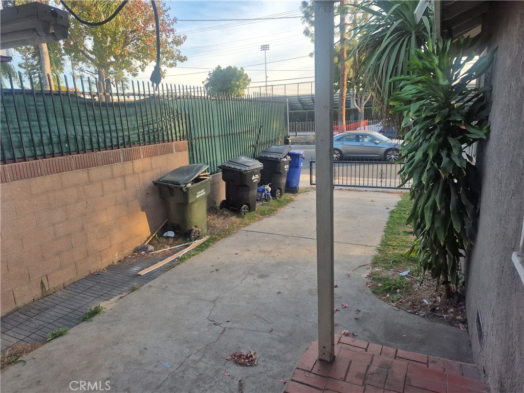 MLS #OC25254088 image #12