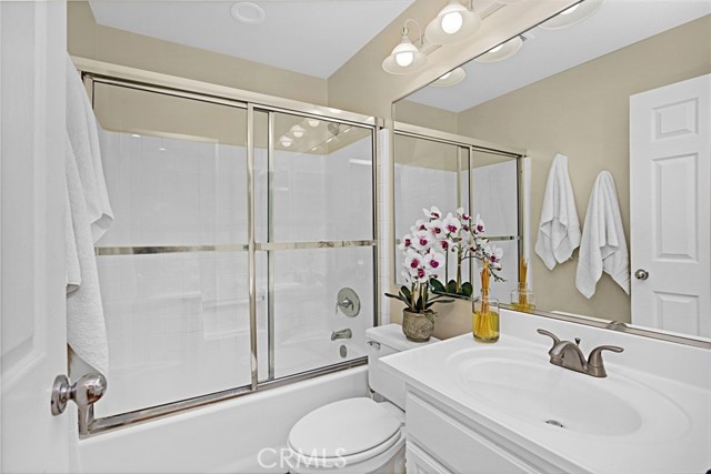 MLS #OC25254099 image #22