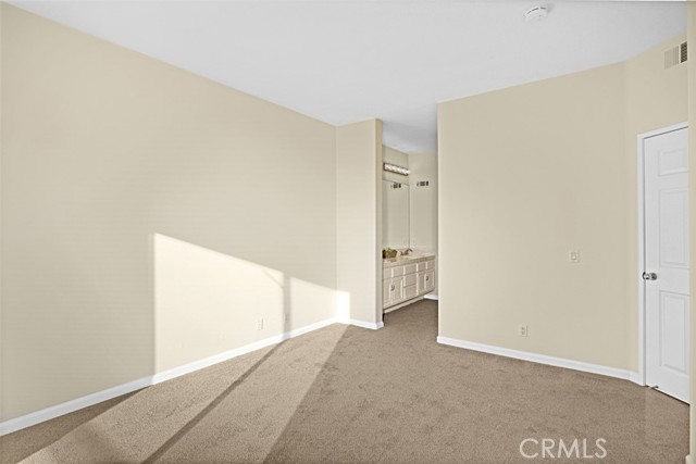 MLS #OC25254099 image #24