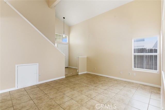 MLS #OC25254104 image #4