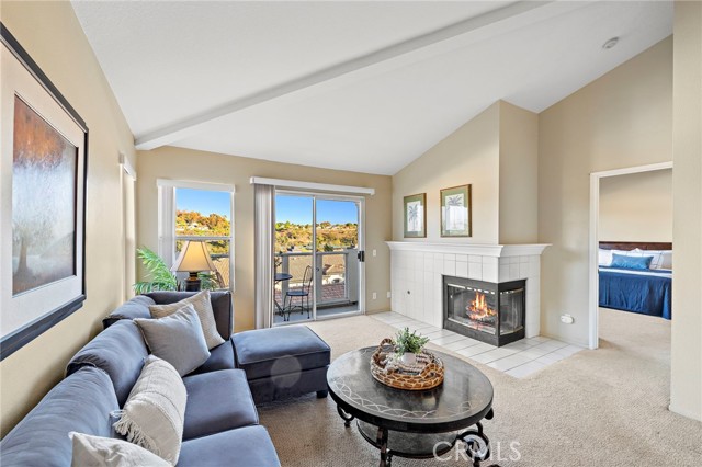 MLS #OC25254123 image #0