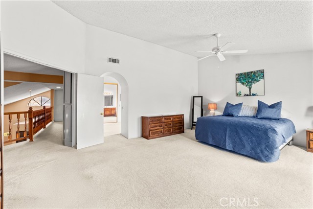 MLS #OC25254169 image #15