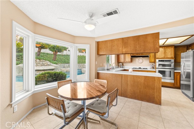 MLS #OC25254169 image #9