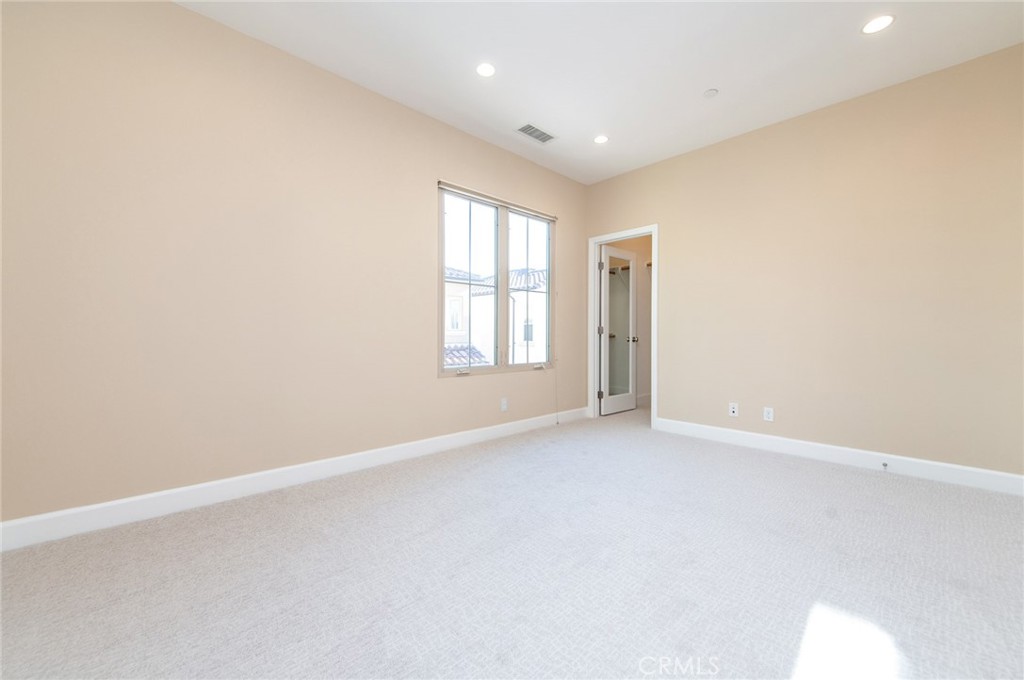 MLS #OC25254186 image #20