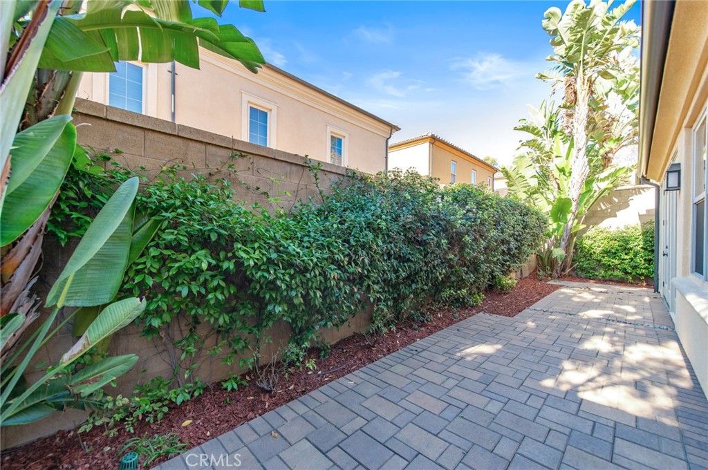 MLS #OC25254186 image #31