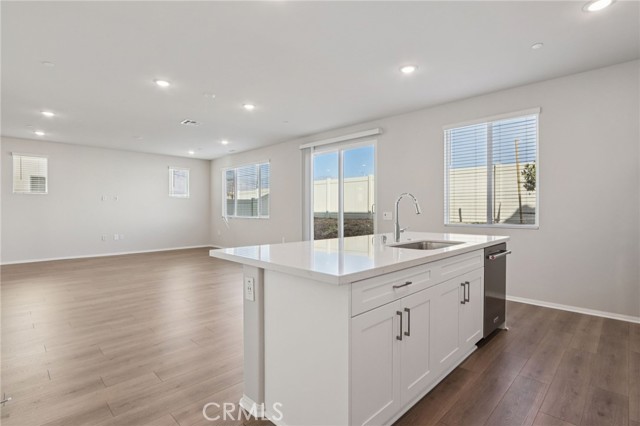 MLS #OC25254196 image #14