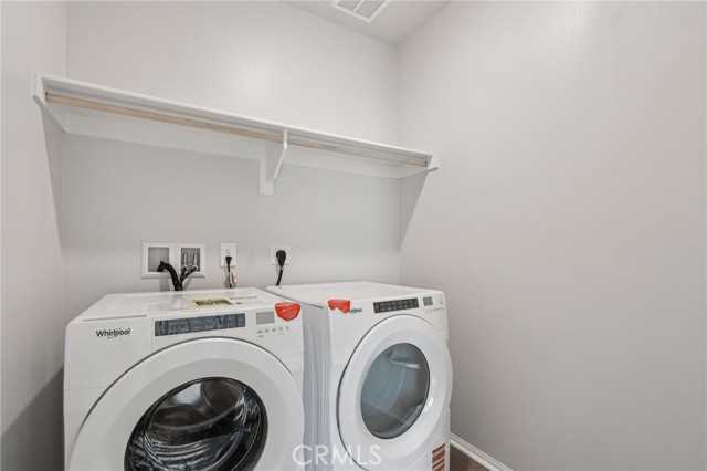 MLS #OC25254196 image #23