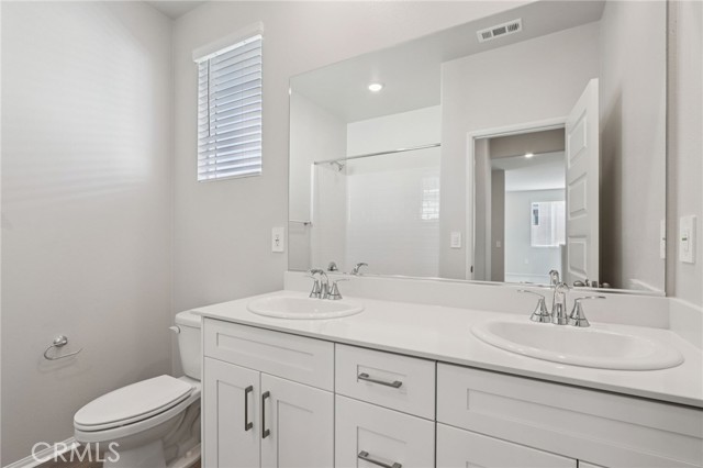 MLS #OC25254196 image #27