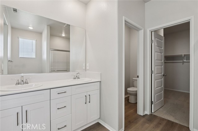 MLS #OC25254196 image #37