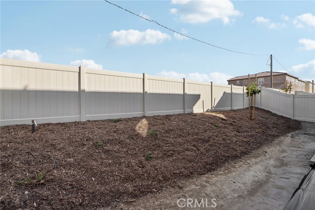 MLS #OC25254196 image #40