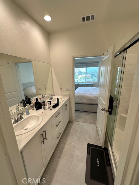 MLS #OC25254202 image #30