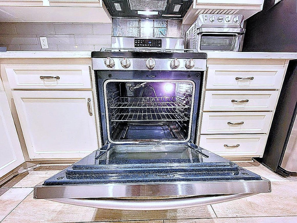 MLS #OC25254212 image #30