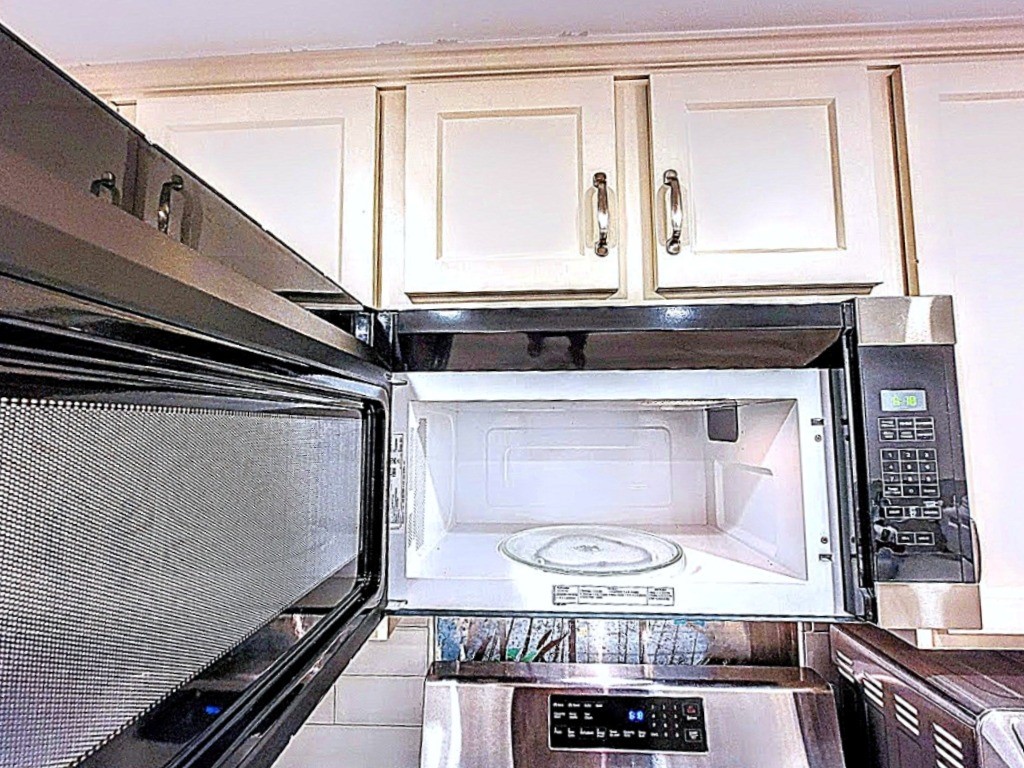 MLS #OC25254212 image #31