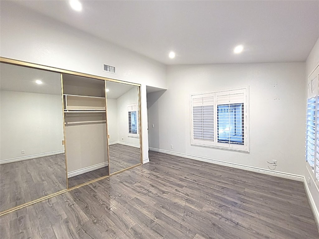 MLS #OC25254212 image #33