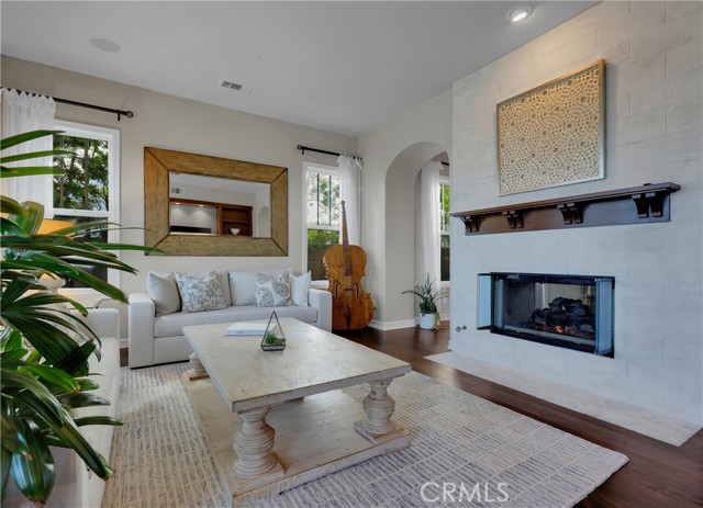 MLS #OC25254272 image #14