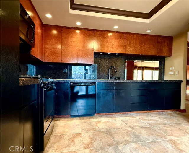 MLS #OC25254290 image #5