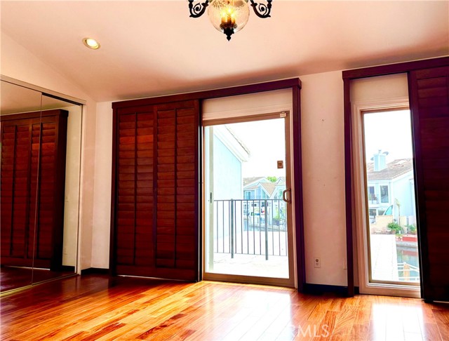 MLS #OC25254290 image #6