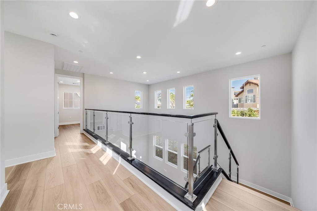 MLS #OC25254319 image #15