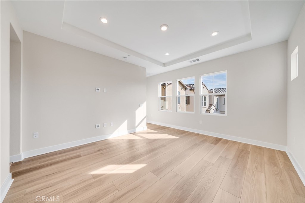 MLS #OC25254319 image #18