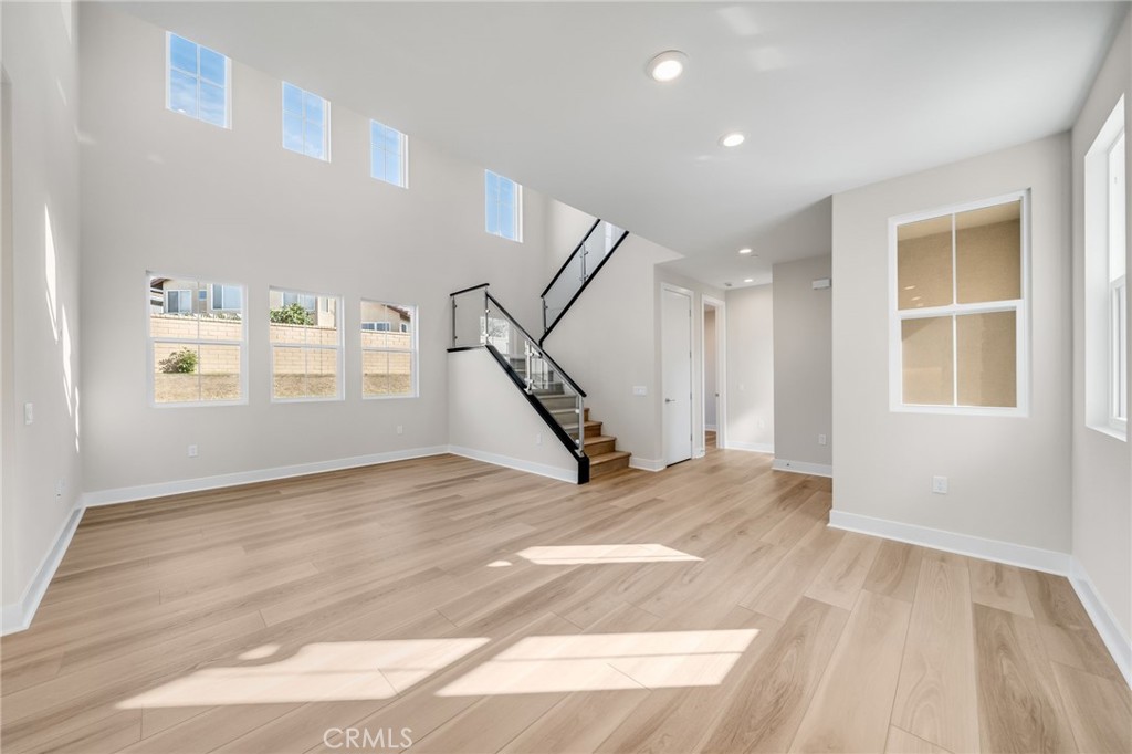 MLS #OC25254319 image #5