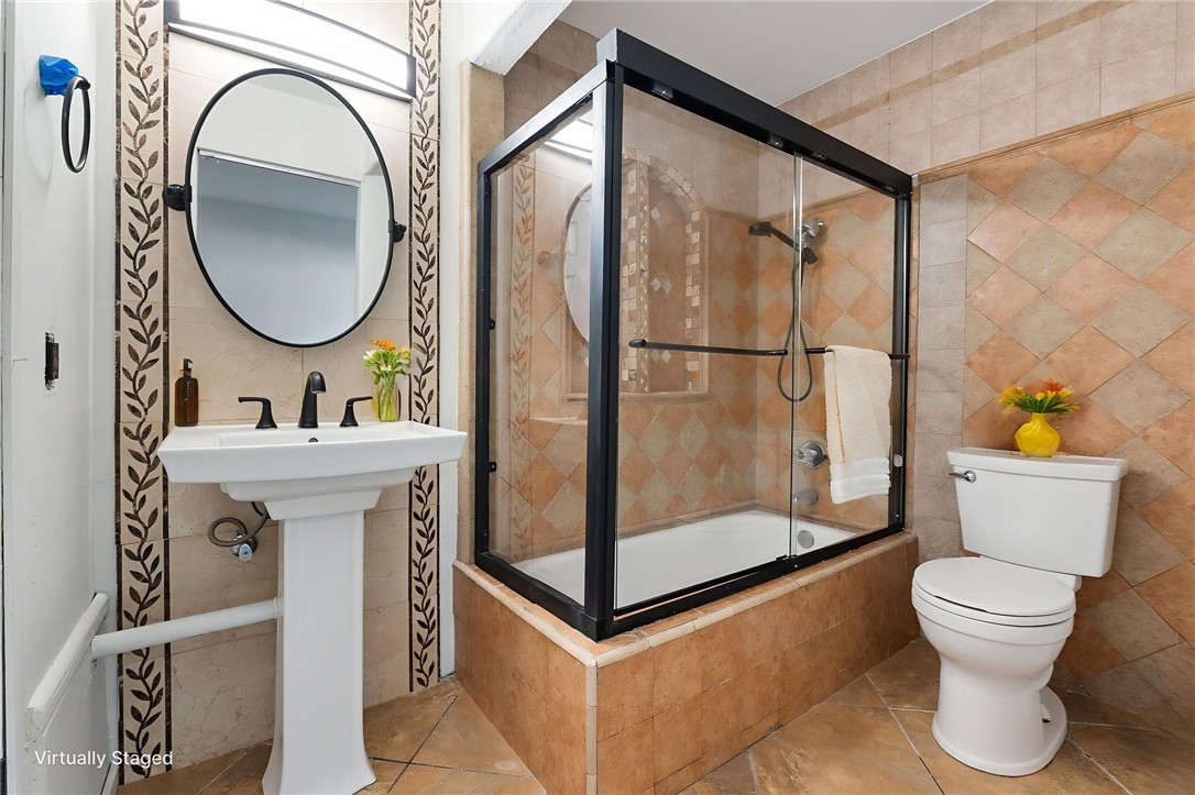 MLS #OC25254343 image #13