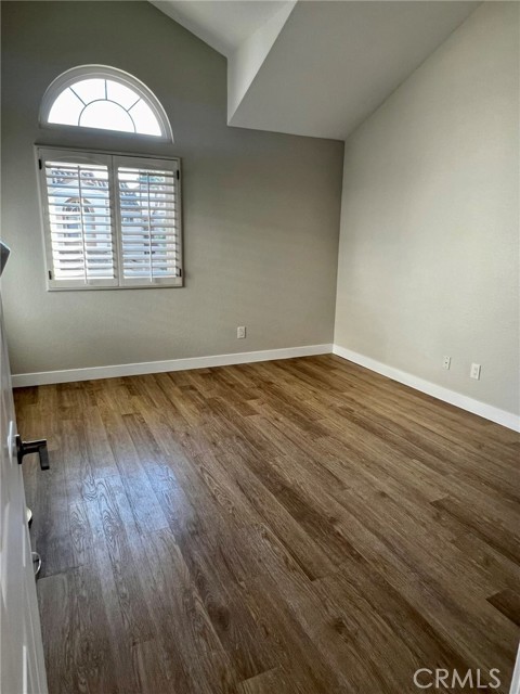 MLS #OC25254346 image #17