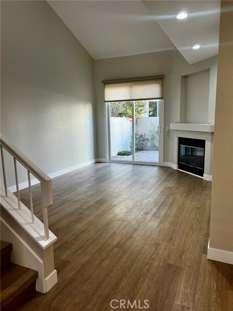 MLS #OC25254346 image #7