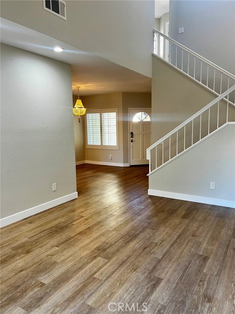 MLS #OC25254346 image #8