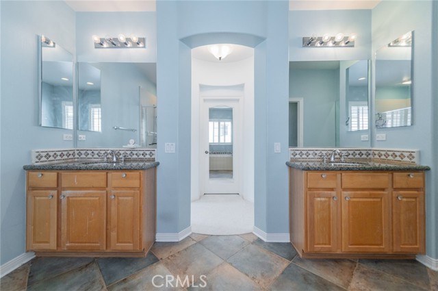 MLS #OC25254348 image #28