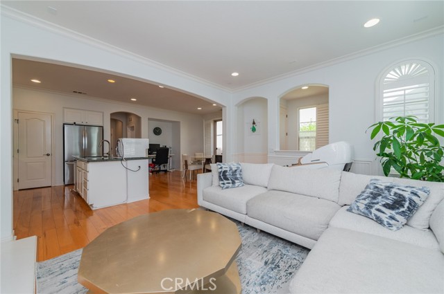 MLS #OC25254348 image #6