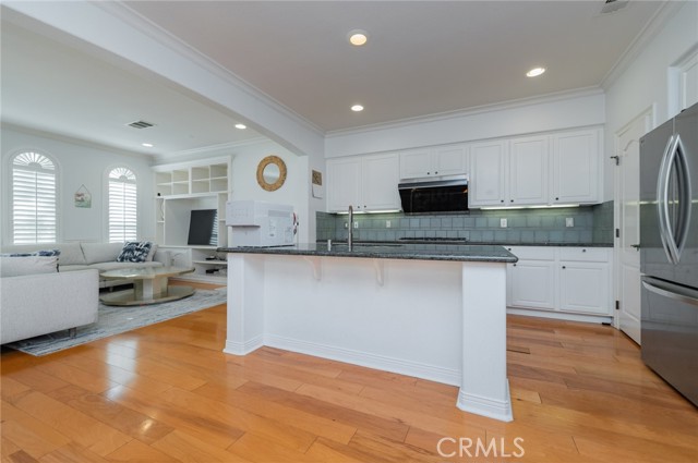 MLS #OC25254348 image #8