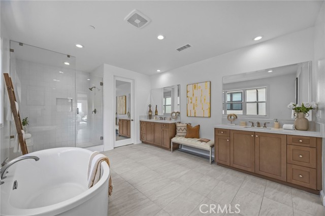 MLS #OC25254359 image #41