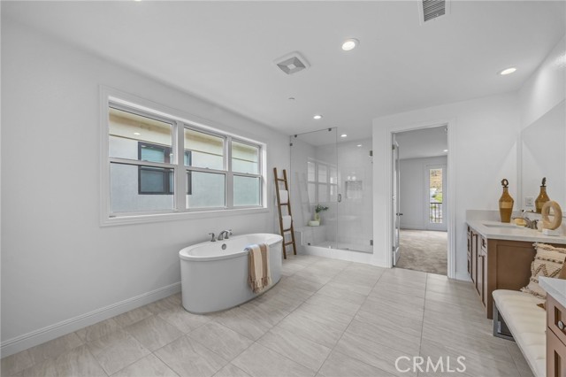 MLS #OC25254359 image #43