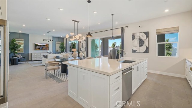 MLS #OC25254383 image #2