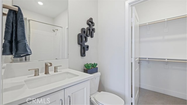 MLS #OC25254383 image #23