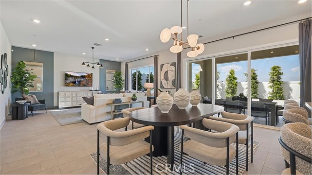 MLS #OC25254383 image #4