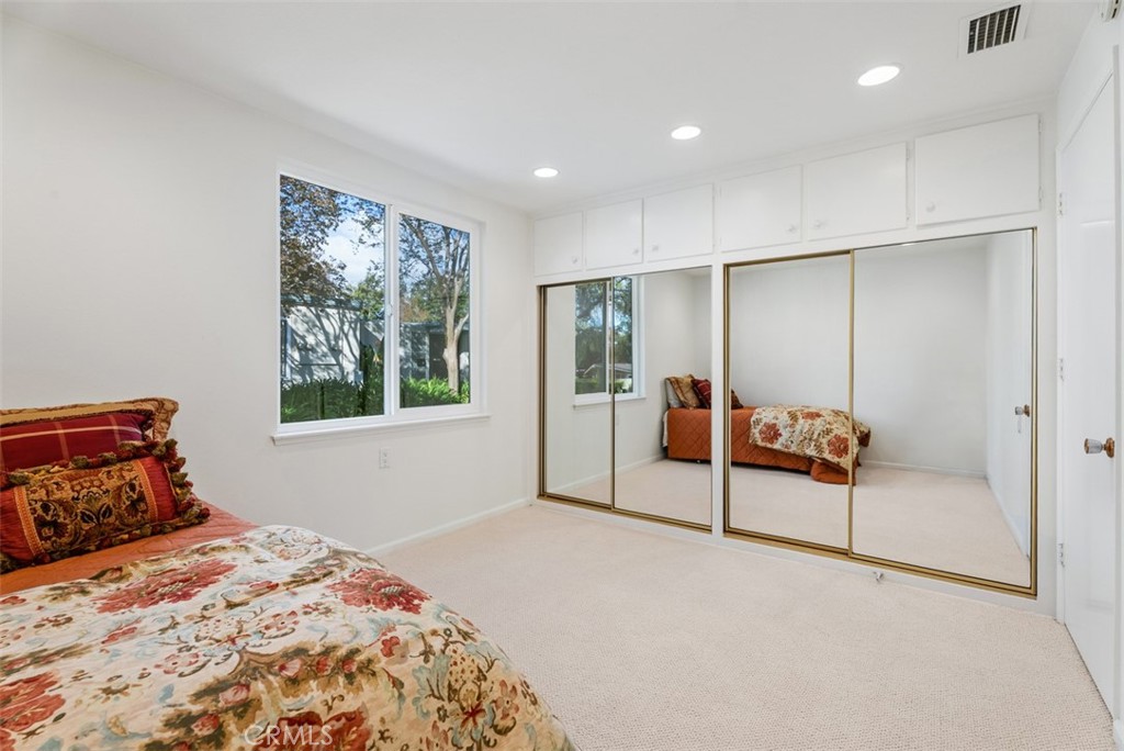 MLS #OC25254445 image #24