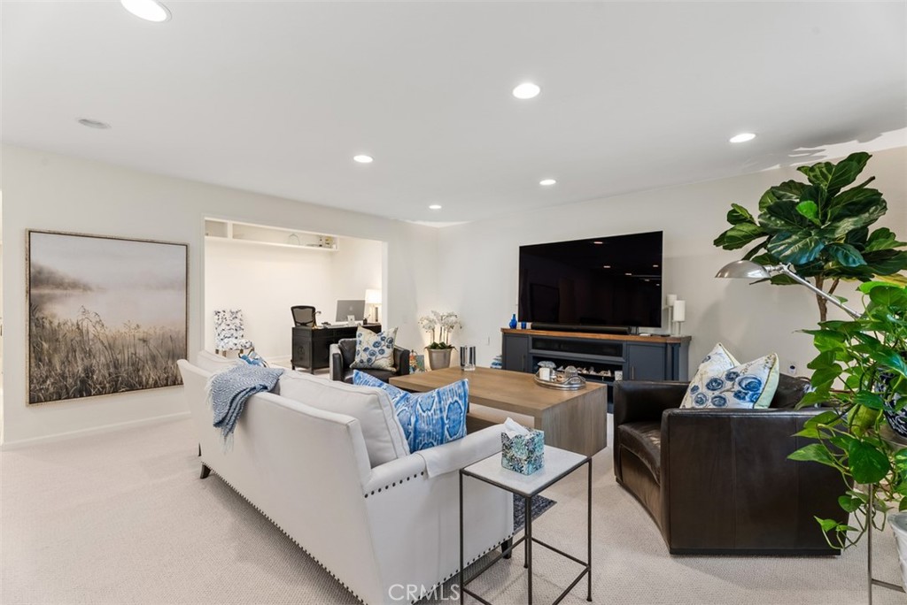 MLS #OC25254445 image #7