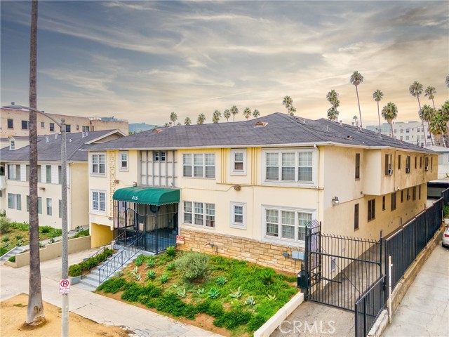 MLS #OC25254454 image #24