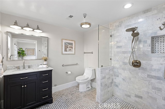 MLS #OC25254461 image #24