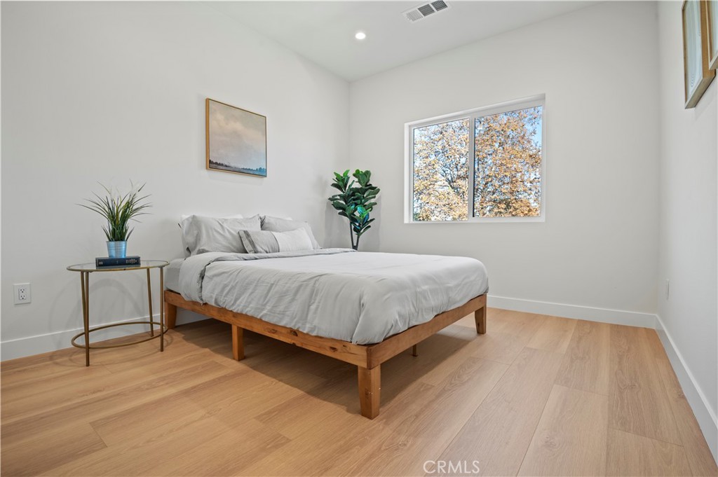 MLS #OC25254469 image #28