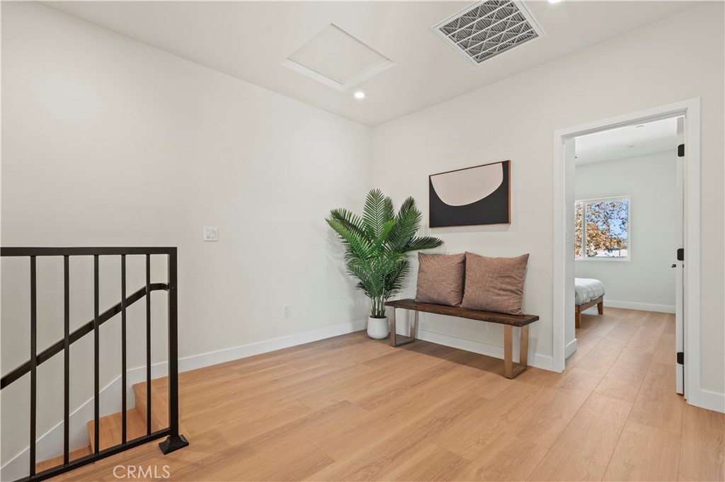 MLS #OC25254469 image #29