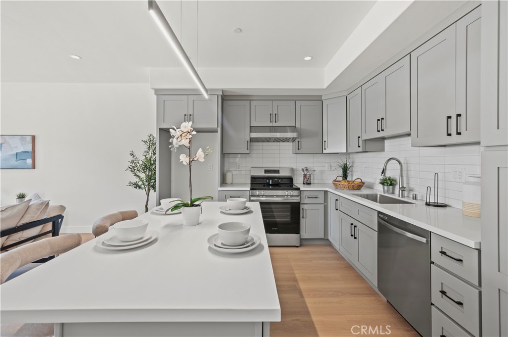 MLS #OC25254469 image #36