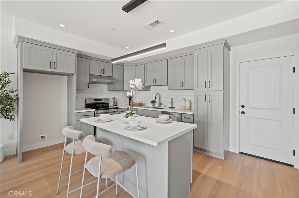 MLS #OC25254469 image #37