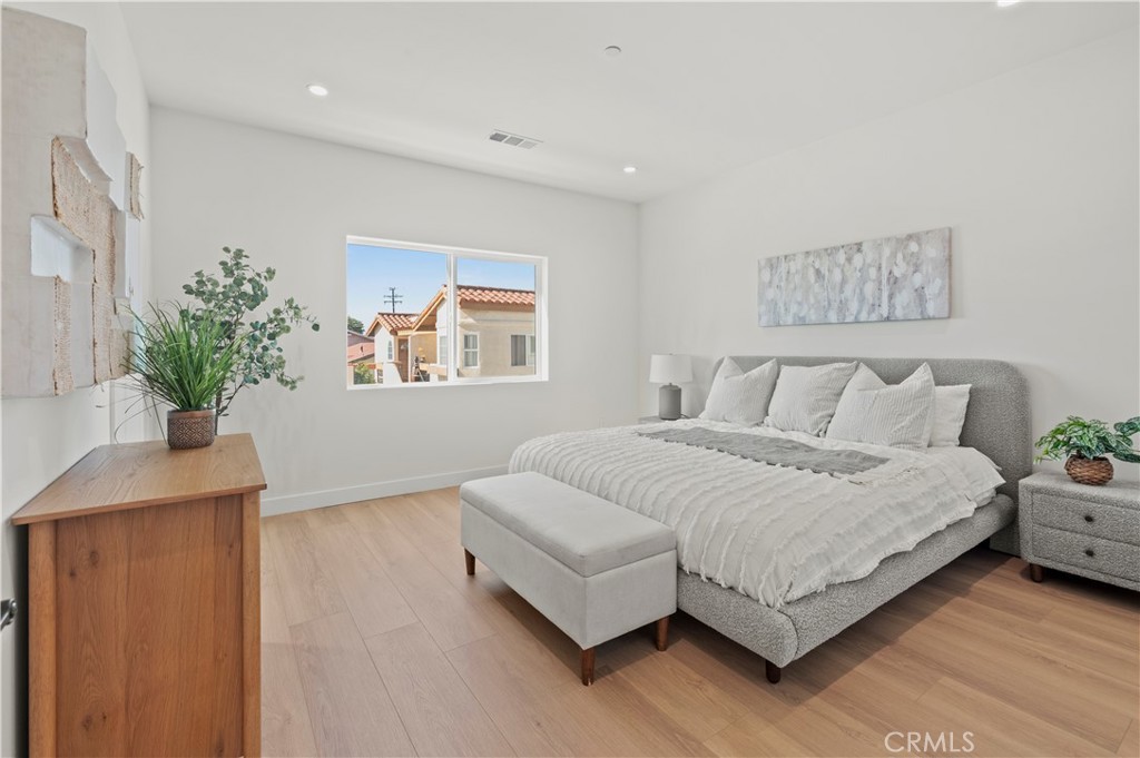 MLS #OC25254469 image #47