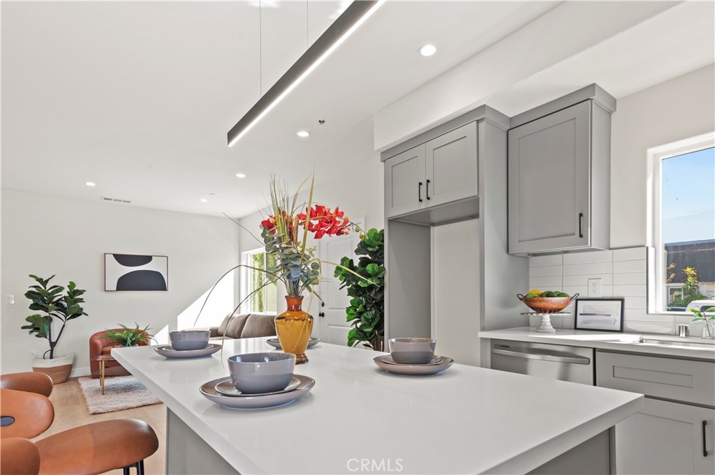 MLS #OC25254469 image #7